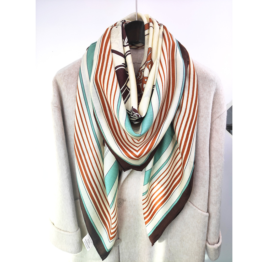 Winter Brand Scarf 135CM Women - مراجعة Winter Clothing Hong Kong وسعره
