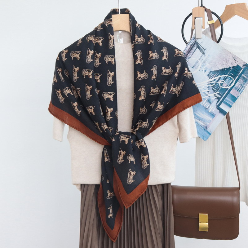 Silk Wool Blend Scarf Luxury D - مراجعة Winter Clothing Hong Kong وسعره