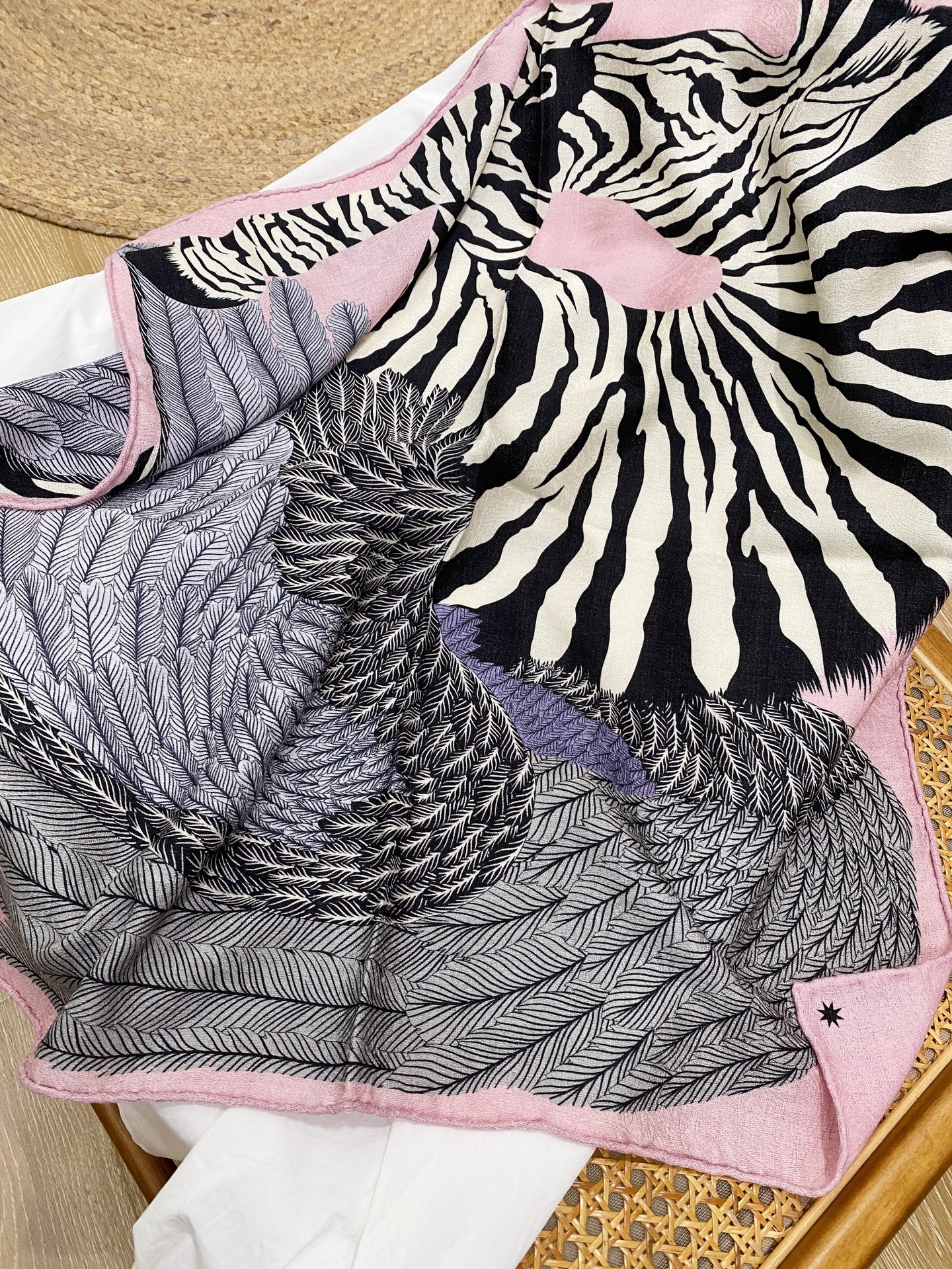 Double Side Silk Wool Scarf Wo - مراجعة Winter Clothing Hong Kong وسعره
