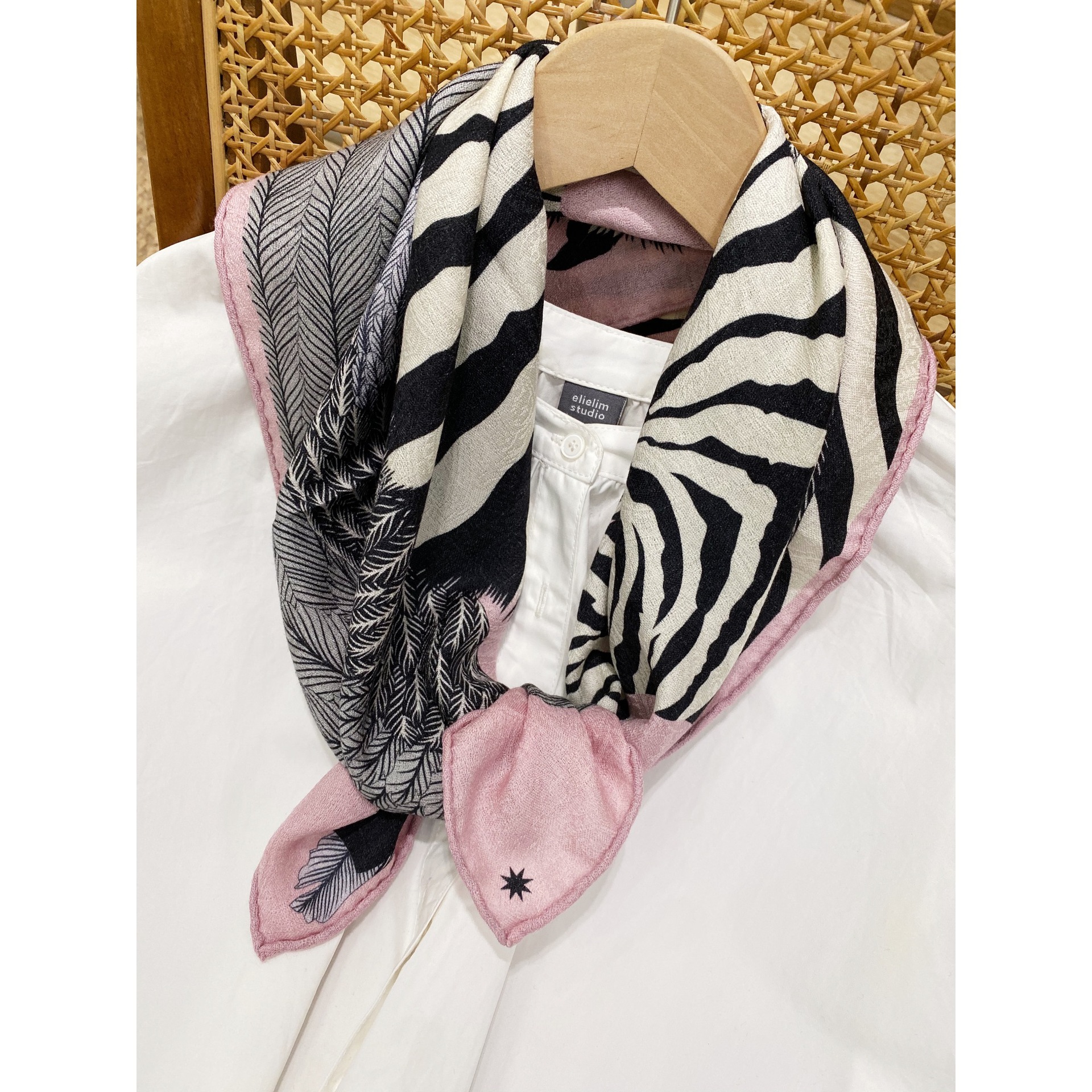 Double Side Silk Wool Scarf Wo - مراجعة Winter Clothing Hong Kong وسعره