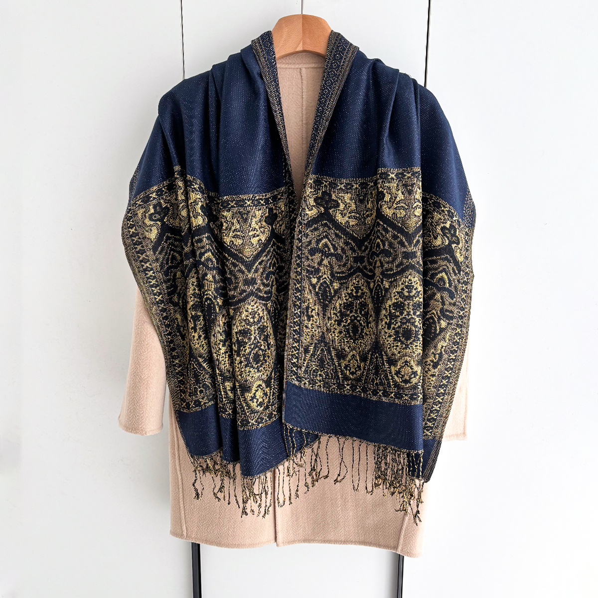 Luxury Scarf For Women Autumn  - مراجعة Cashmere Scarf Wrap وسعره