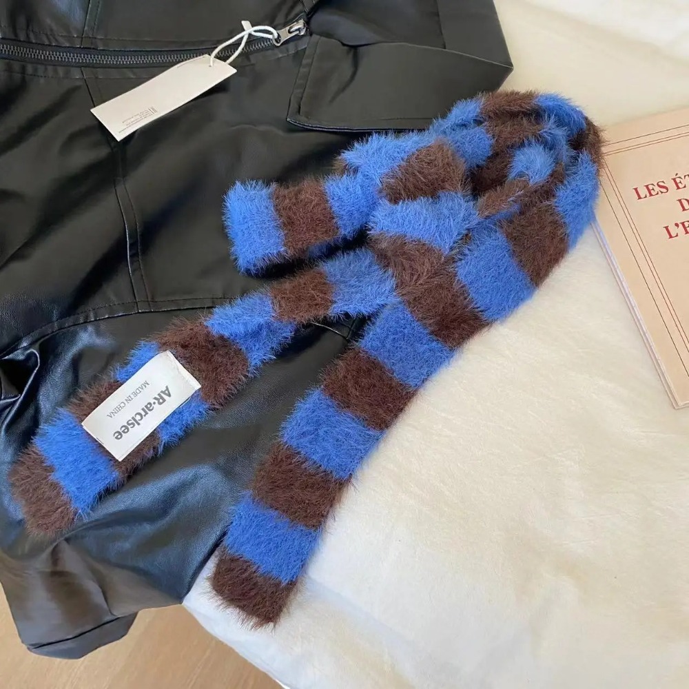 Clothing Accessories Y2 Stripe - مراجعة Winter Clothing Accessories وسعره
