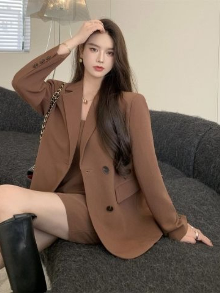 Autumn Winter Brown Elegant 2  - مراجعة Winter Clothing Design وسعره