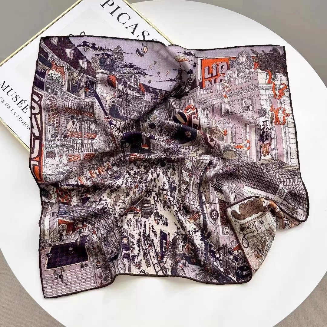 Two Faced Print Designer Scarf - مراجعة Winter Clothing Hong Kong وسعره