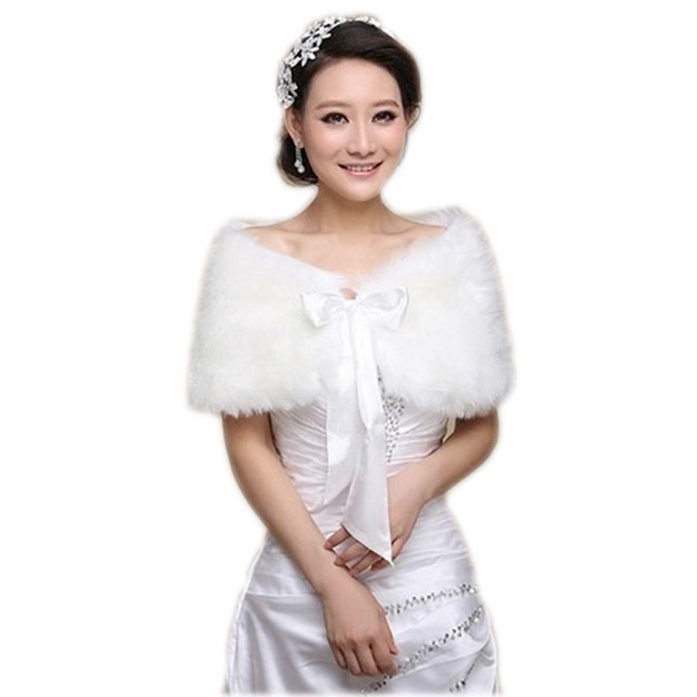 Winter Cape White Fur Shawl We - مراجعة Winter Clothing Design وسعره