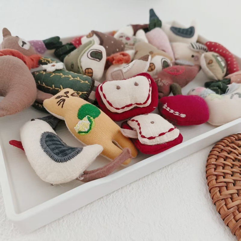 Adorable Duck Carrot House Bro - مراجعة Winter Clothing Accessories وسعره